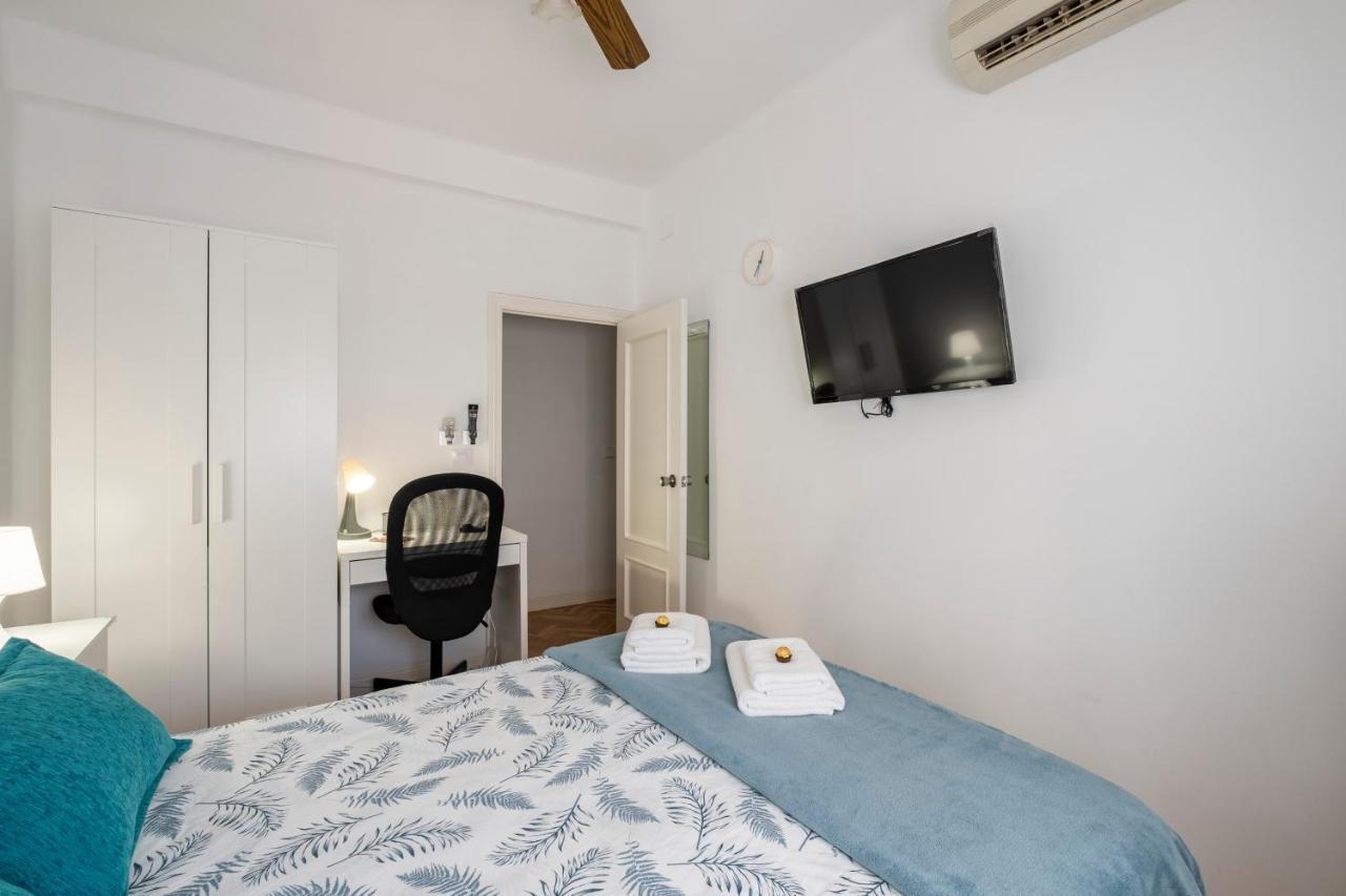 Madrid Center Room Private 7 Minutes Or 4 Metro Stops 外观 照片