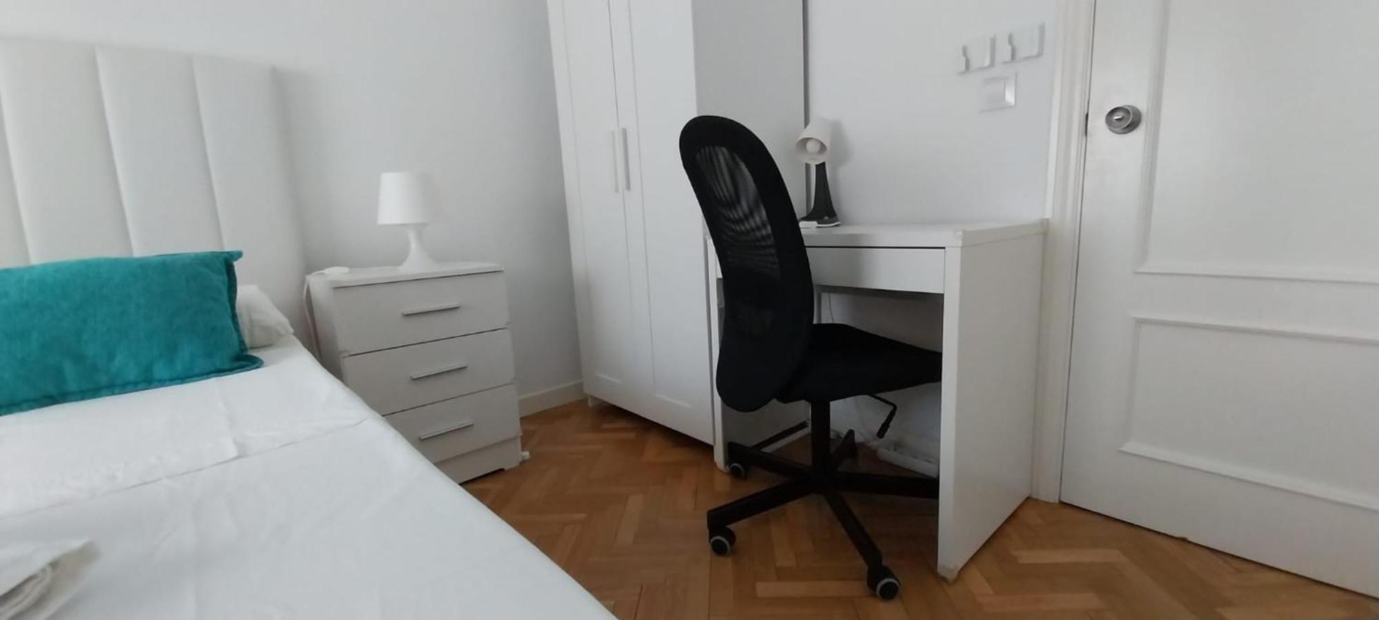 Madrid Center Room Private 7 Minutes Or 4 Metro Stops 外观 照片